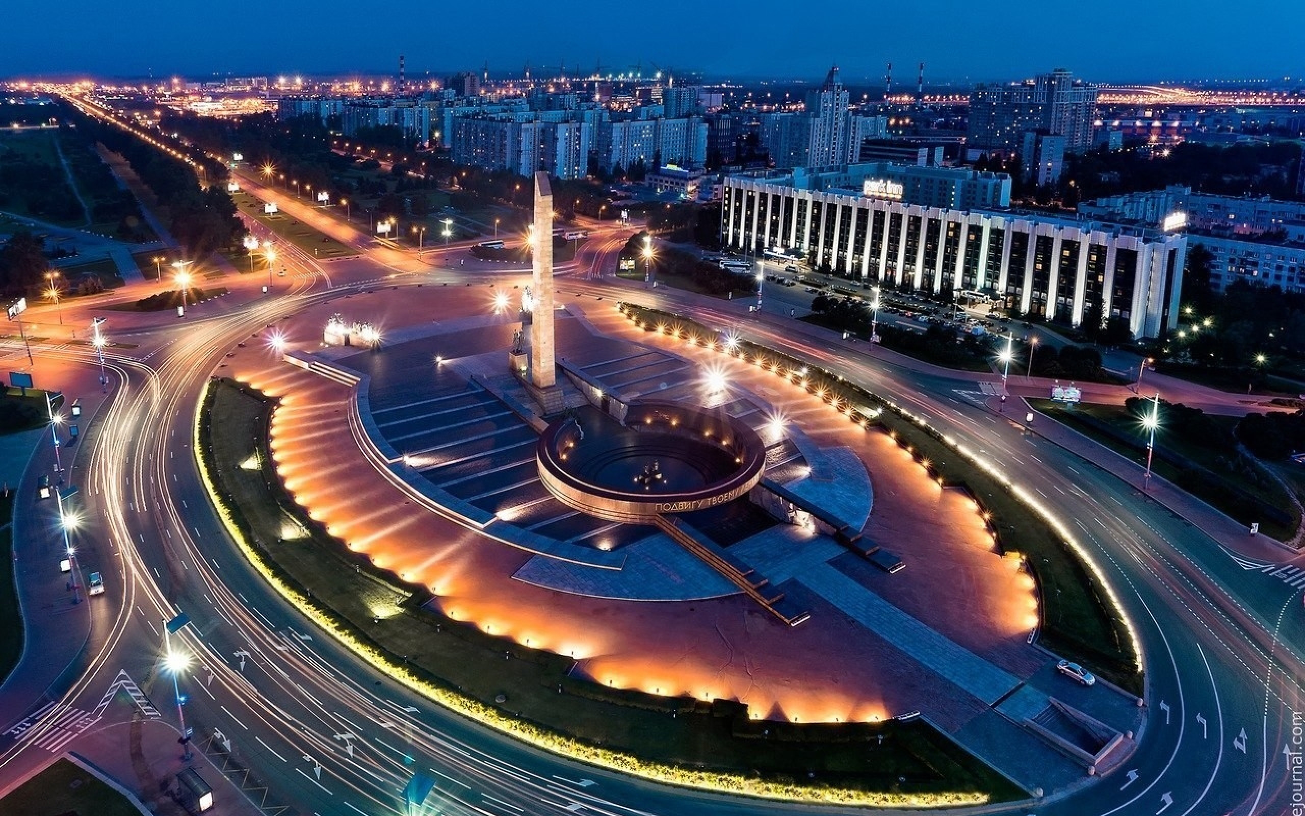 Московская площадь санкт петербург. Площадь Победы Санкт-Петербург. Площадь Победы Московский район. Санкт-Петербург Московский проспект площадь Победы. Площадь парк Победы СПБ.