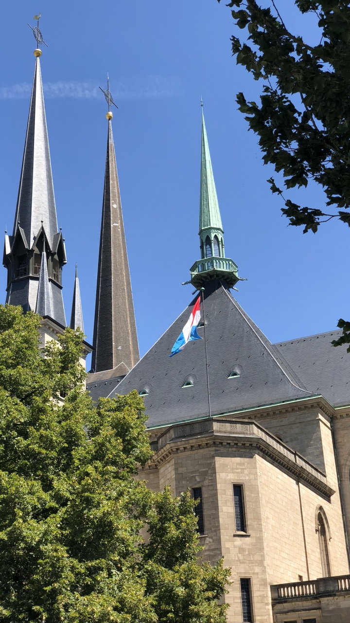 Spire, Clocher, Façade, Lieu de Culte, Fleuron. Wallpaper in 720x1280 Resolution