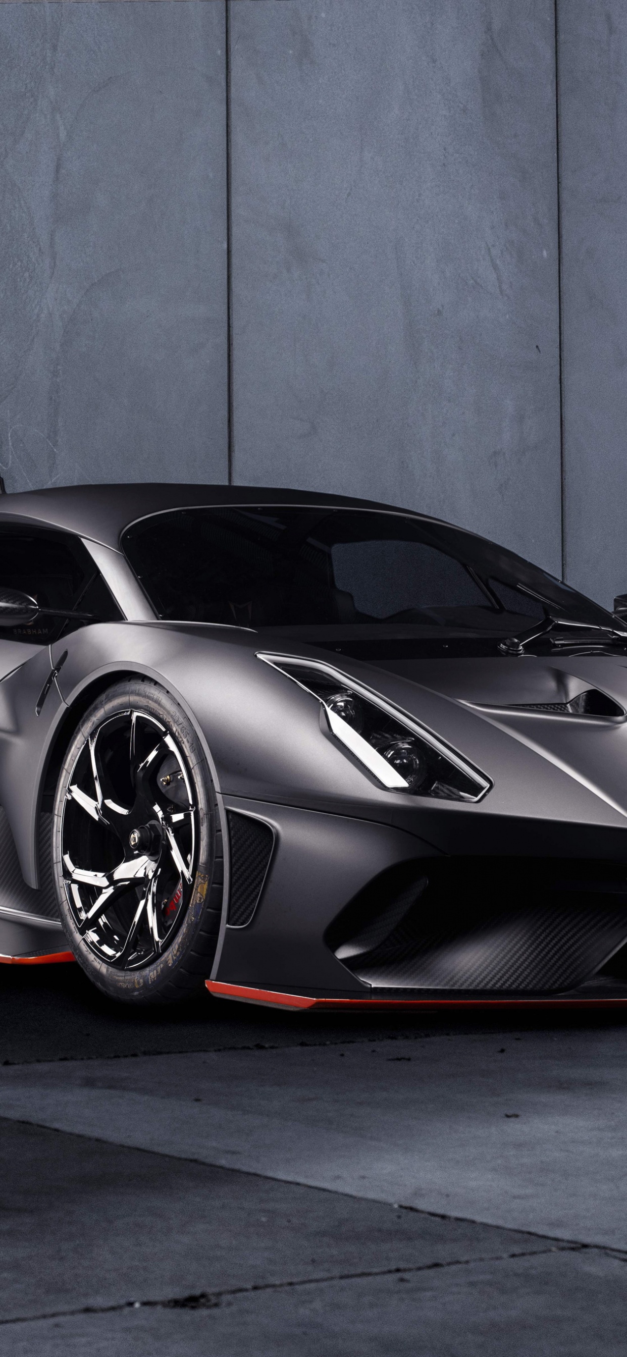 Silberner Und Roter Ferrari-Sportwagen. Wallpaper in 1242x2688 Resolution