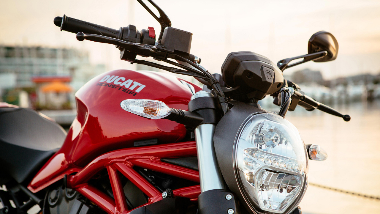 Red and Black Motorcycle on Road During Daytime. Wallpaper in 1280x720 Resolution