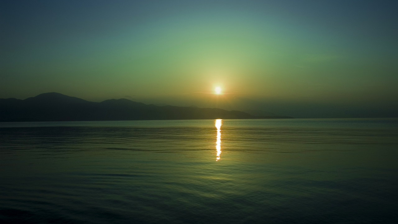 Cuerpo de Agua Durante la Puesta de Sol. Wallpaper in 1280x720 Resolution