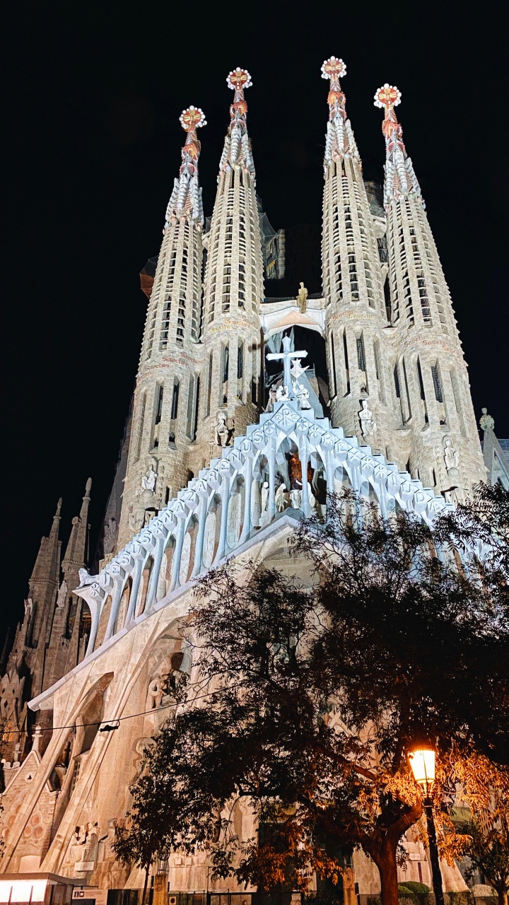 Barcelona, Hito, Turismo, Atracción Turística, Spire. Wallpaper in 720x1280 Resolution