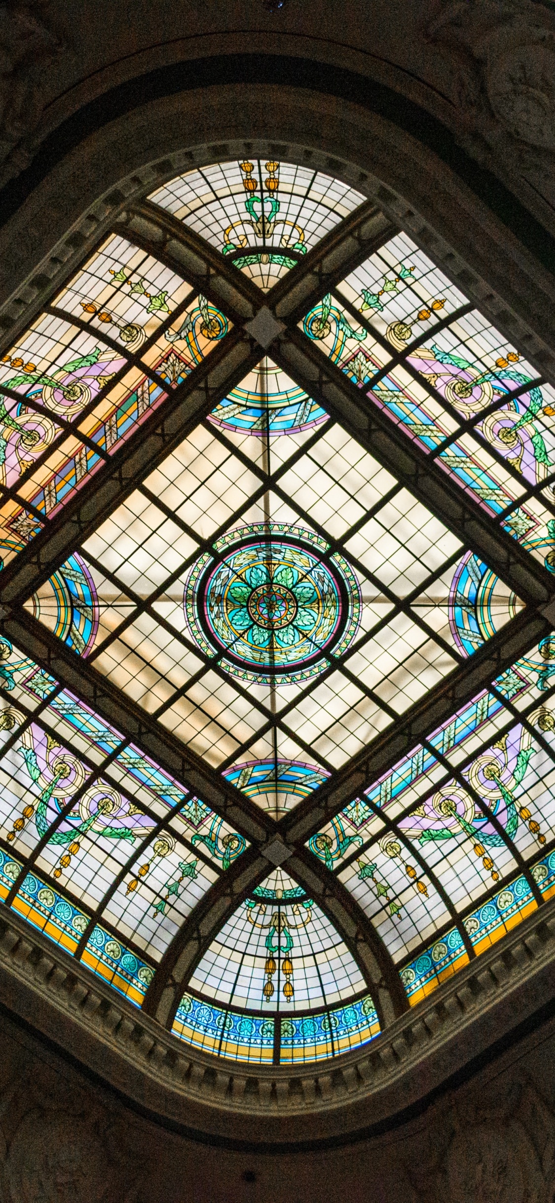 Blue and White Glass Window. Wallpaper in 1125x2436 Resolution