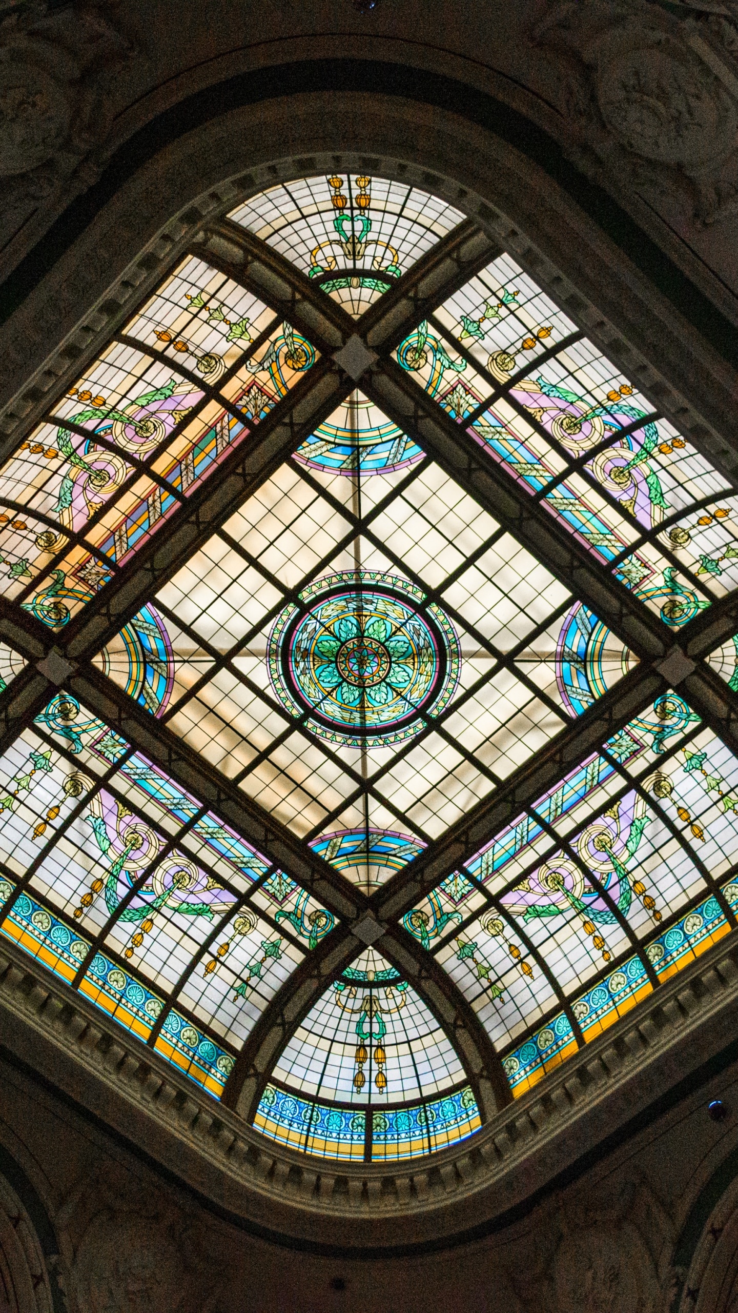 Blue and White Glass Window. Wallpaper in 1440x2560 Resolution