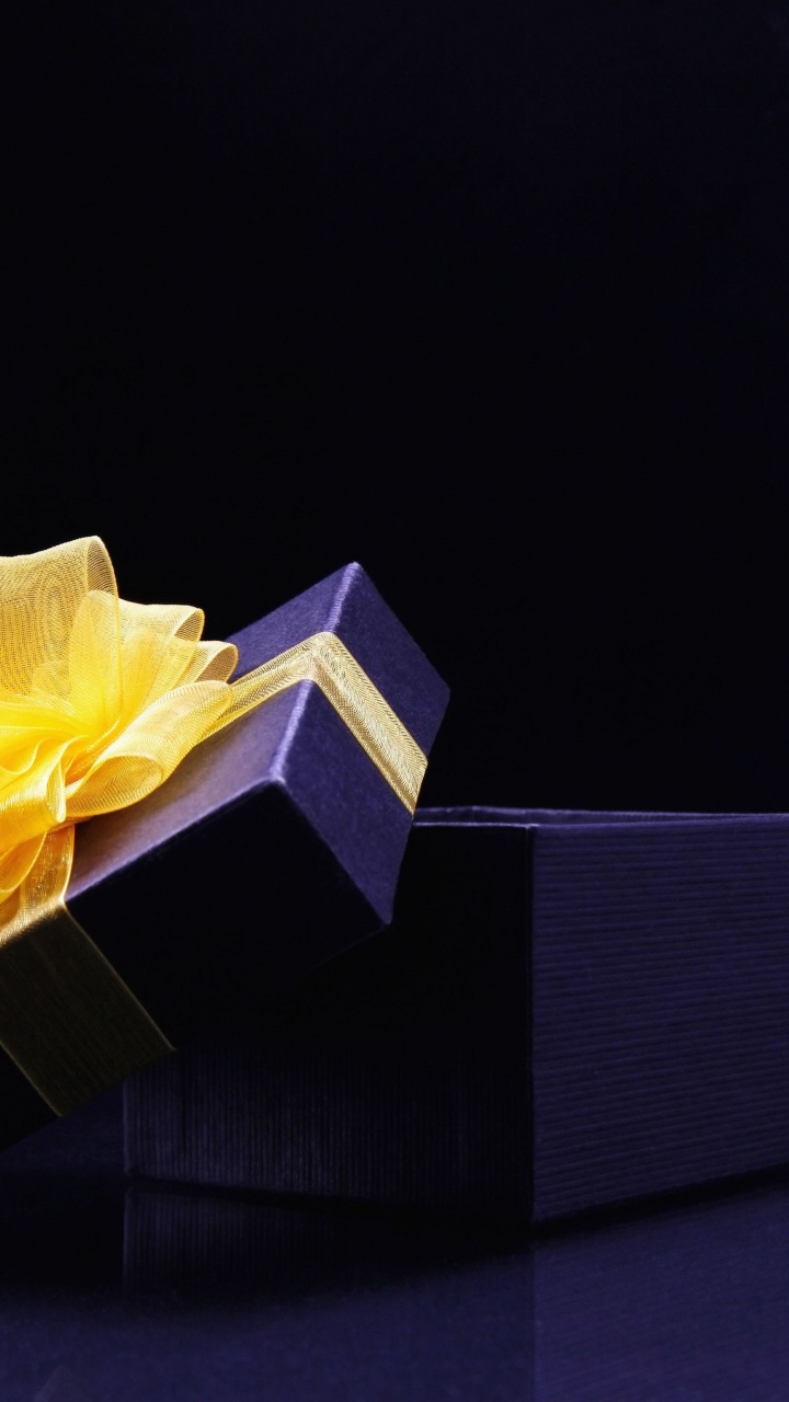 Cadeau, Cadeau de Noël, Origami, Lumière, Jaune. Wallpaper in 720x1280 Resolution