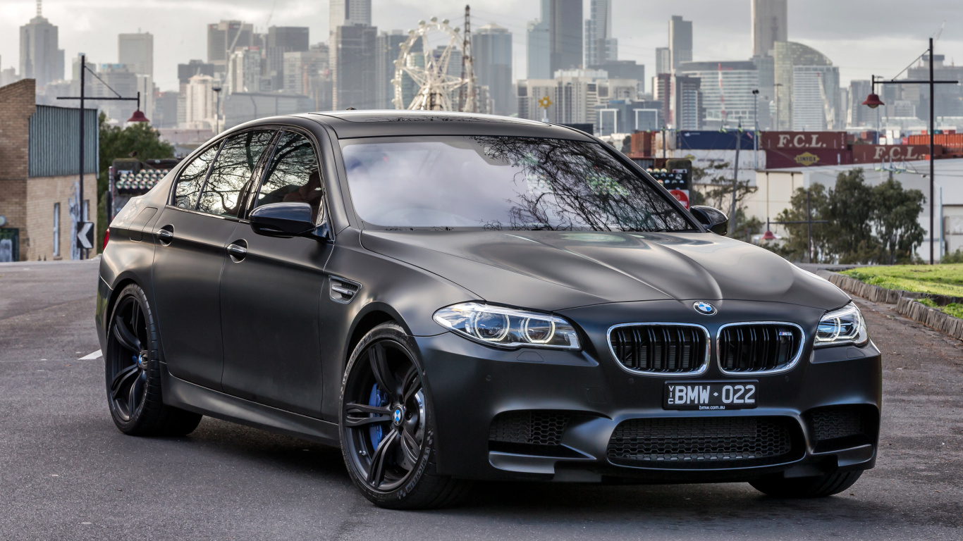 2018年BMW M5, 宝马, 宝马5系, 执行汽车, 铝合金轮毂 壁纸 1366x768 允许