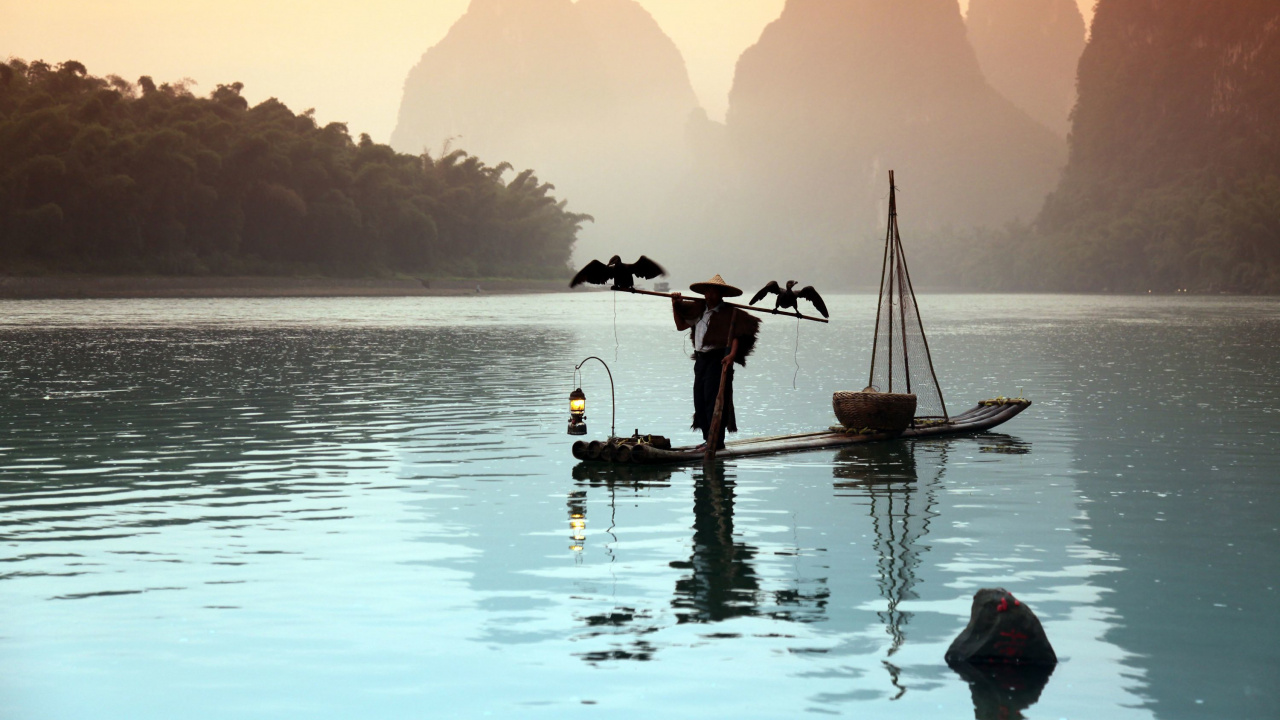 2 Personas Viajando en Bote en Cuerpo de Agua Durante el Día. Wallpaper in 1280x720 Resolution
