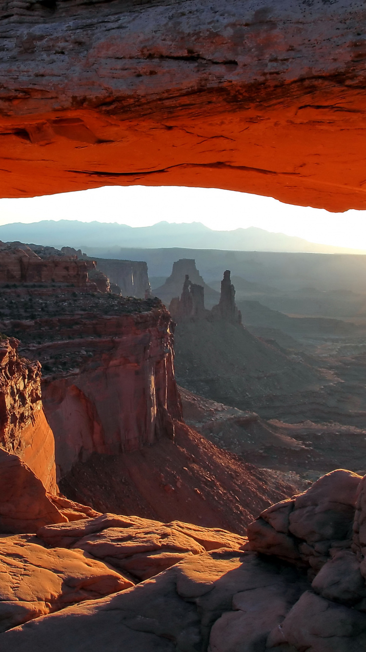 Brown Rock Formation During Daytime. Wallpaper in 750x1334 Resolution