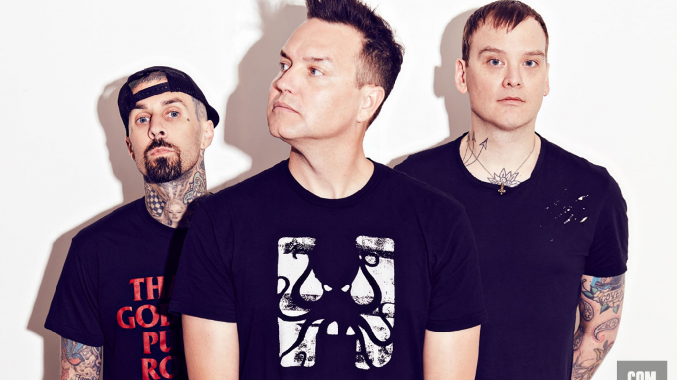 Mark Hoppus, Travis Barker, Blink-182, Blink, Greatest Hits. Wallpaper in 1366x768 Resolution