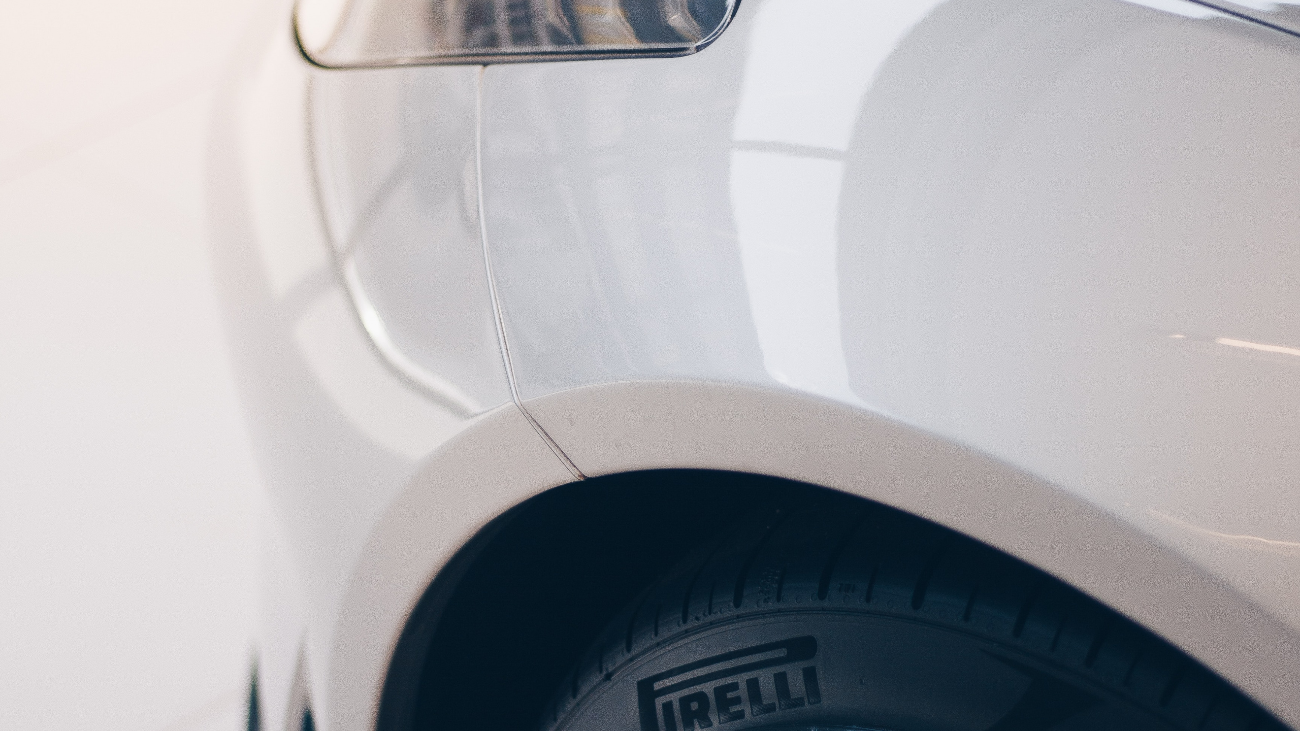 Silver Car With Black Wheel. Wallpaper in 2560x1440 Resolution