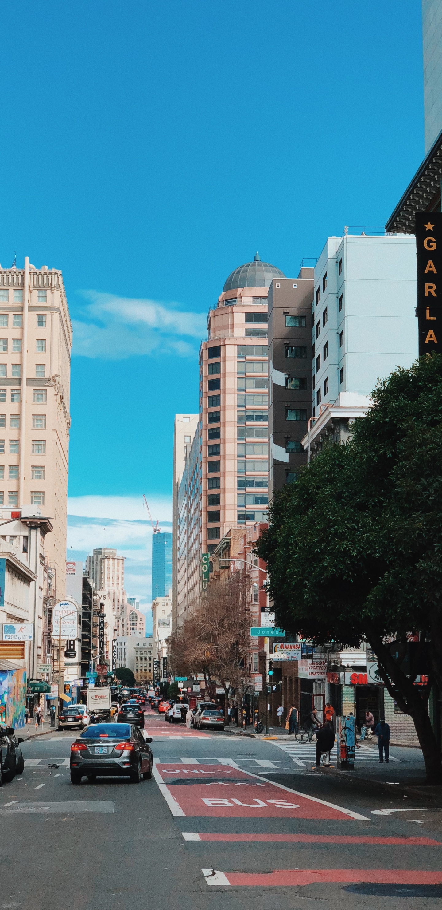 Road, Stadt, Street, Fenster, Nachbarschaft. Wallpaper in 1440x2960 Resolution