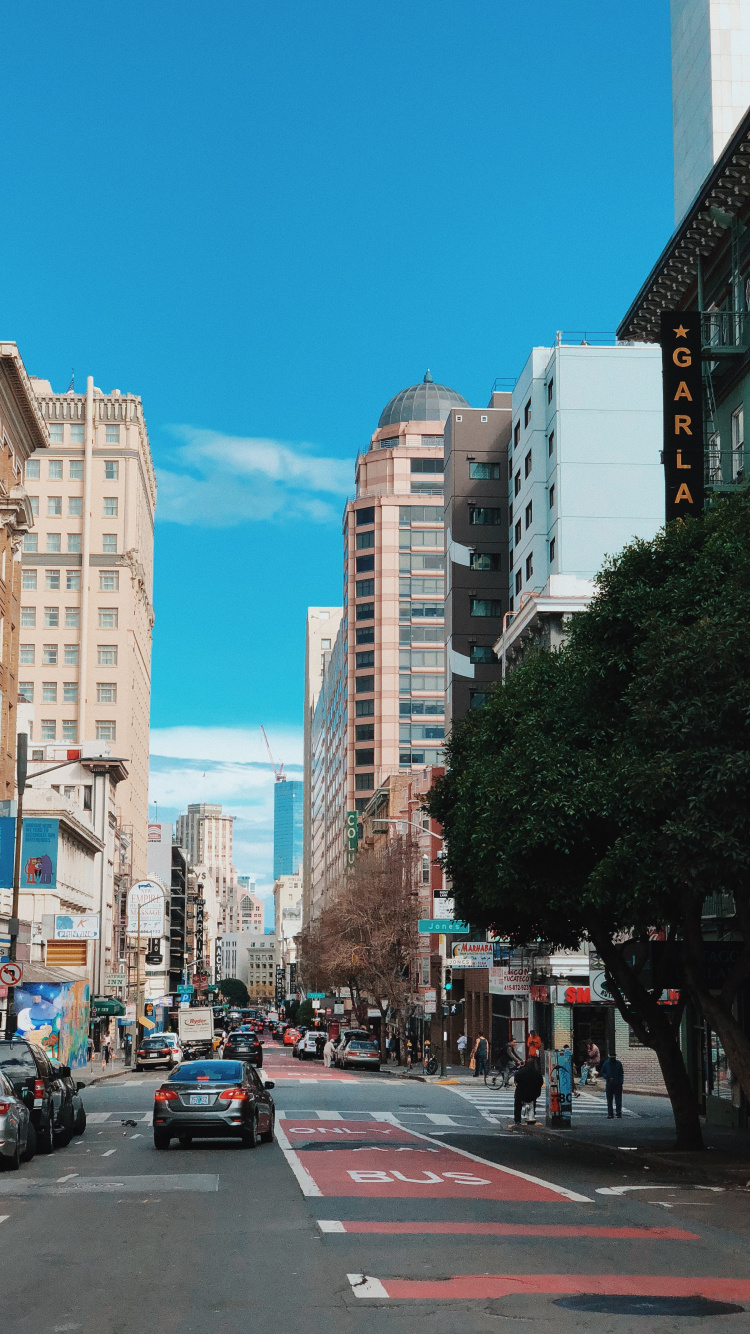 Road, Stadt, Street, Fenster, Nachbarschaft. Wallpaper in 750x1334 Resolution