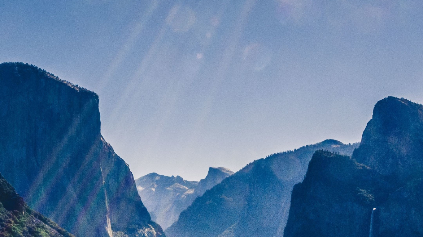 Yosemite National Park, Yosemite Valley, Half Dome, Tunnel View, Yellowstone National Park. Wallpaper in 1366x768 Resolution