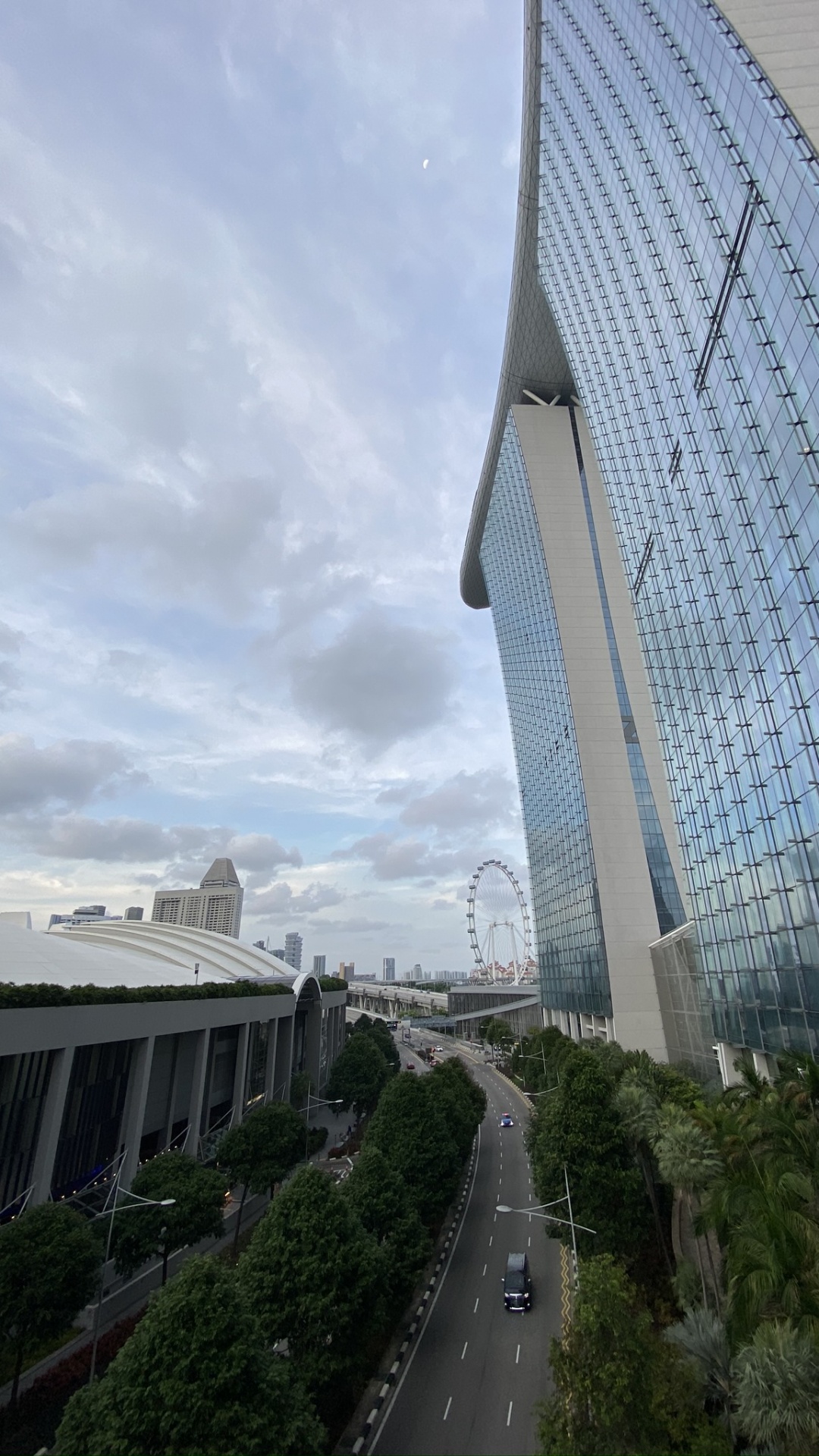 Tageszeit, Infrastruktur, Architektur, Nachbarschaft, Tower Block. Wallpaper in 1080x1920 Resolution