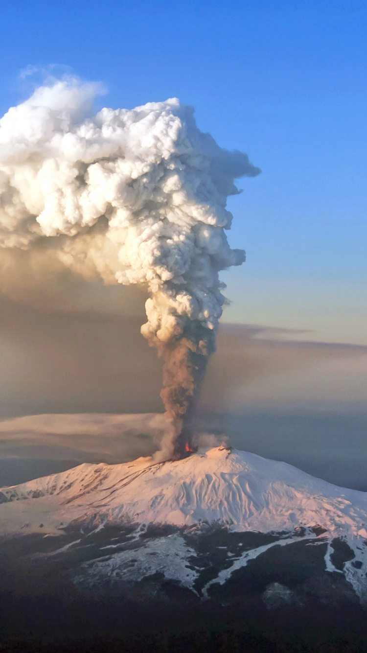 White Clouds Under Blue Sky During Daytime. Wallpaper in 750x1334 Resolution