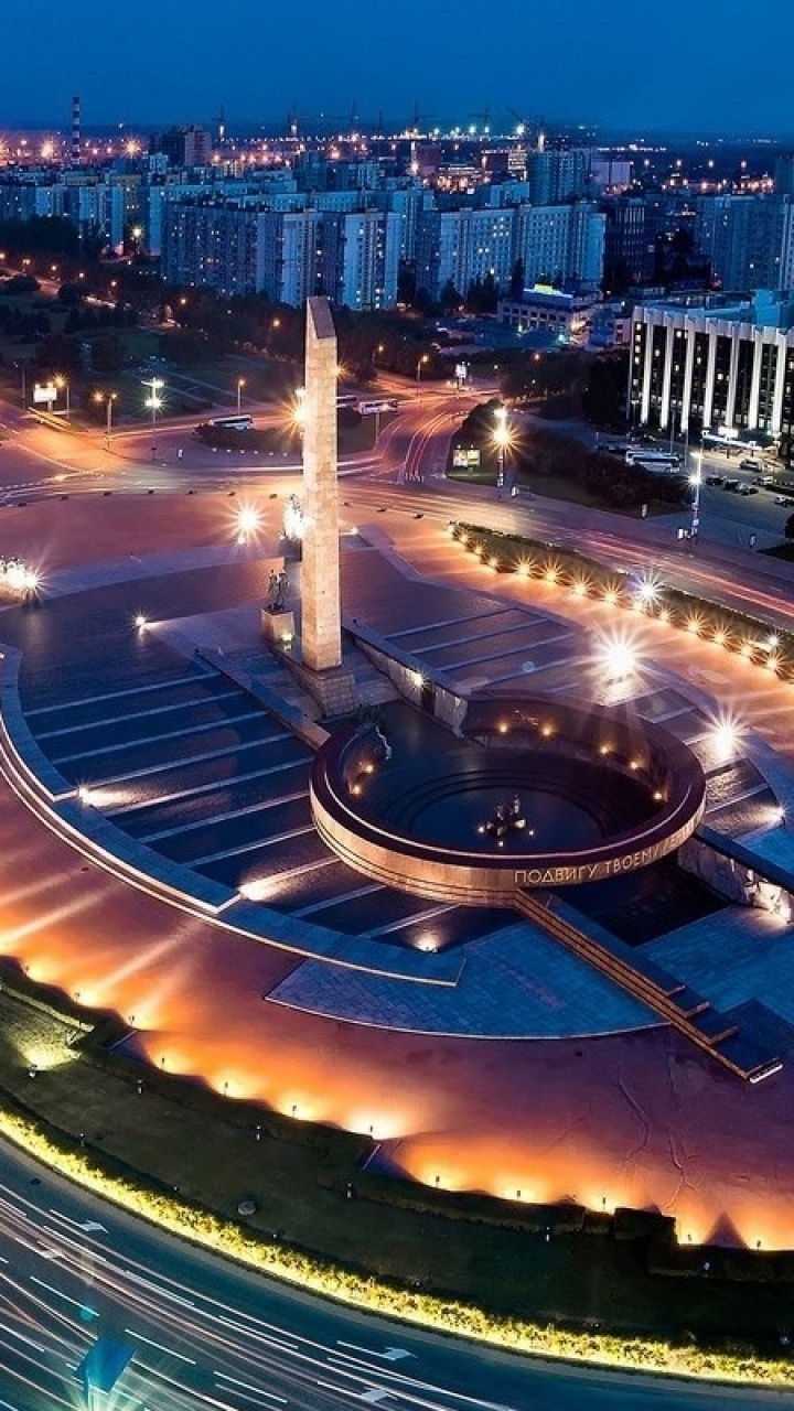 Time Lapse Photography of City Lights During Night Time. Wallpaper in 720x1280 Resolution