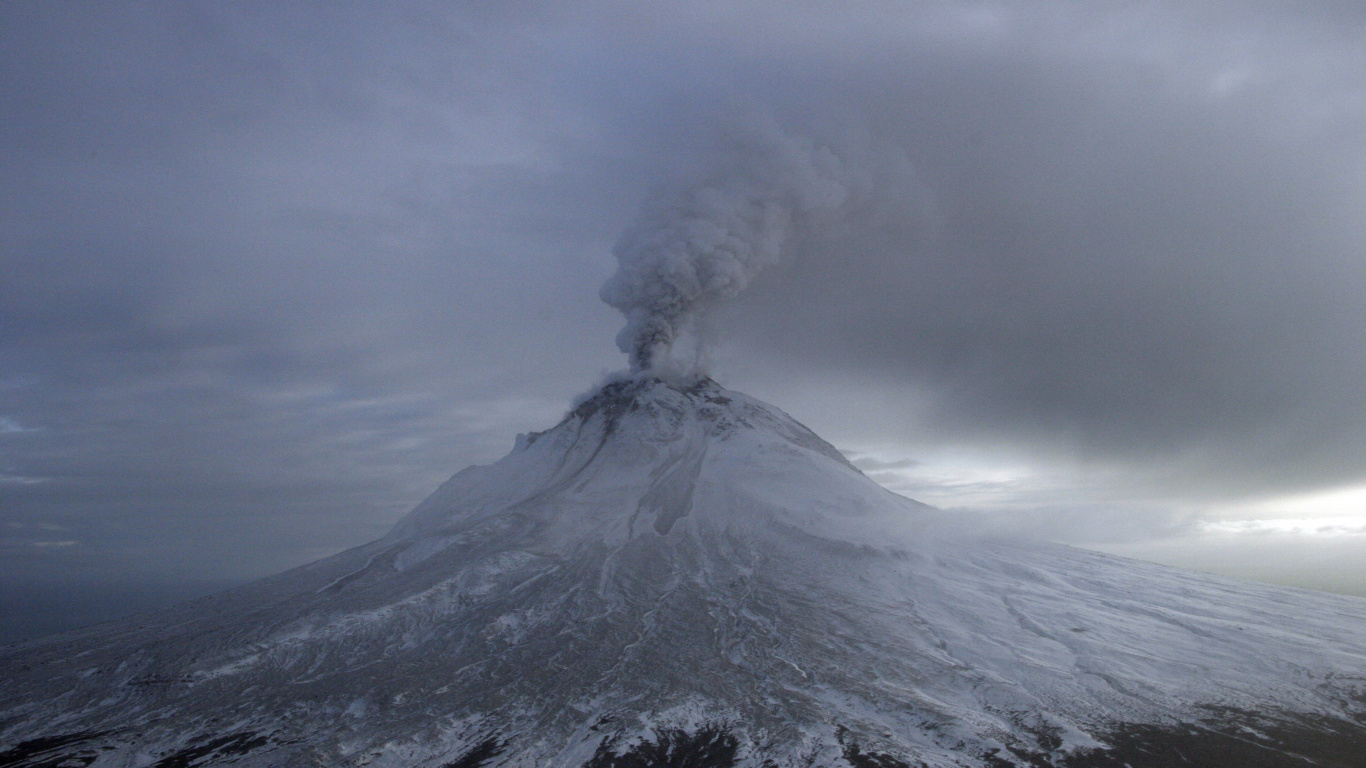 White Clouds Over Black Mountain. Wallpaper in 1366x768 Resolution