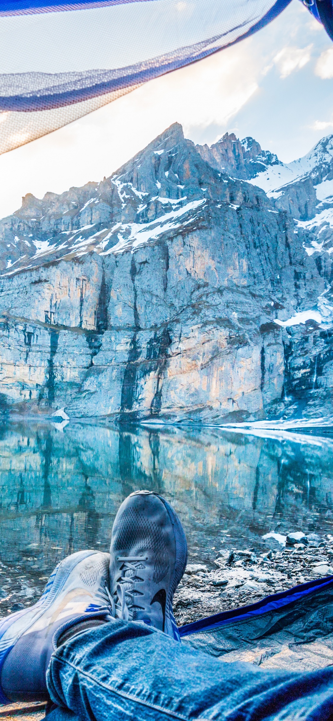 Zelt, Blau, Wasser, Gletscher-landform, Gletscher. Wallpaper in 1125x2436 Resolution