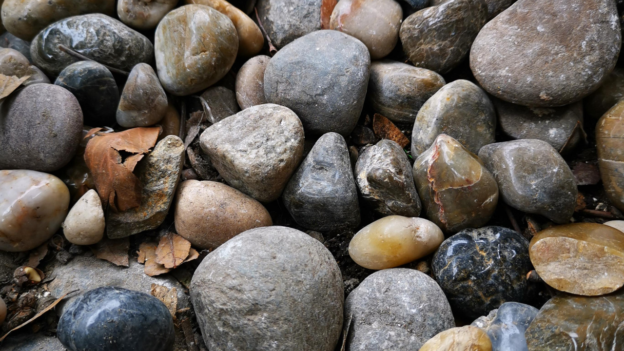 Pebble, Nature, Bedrock, Building Material, Rock. Wallpaper in 1280x720 Resolution