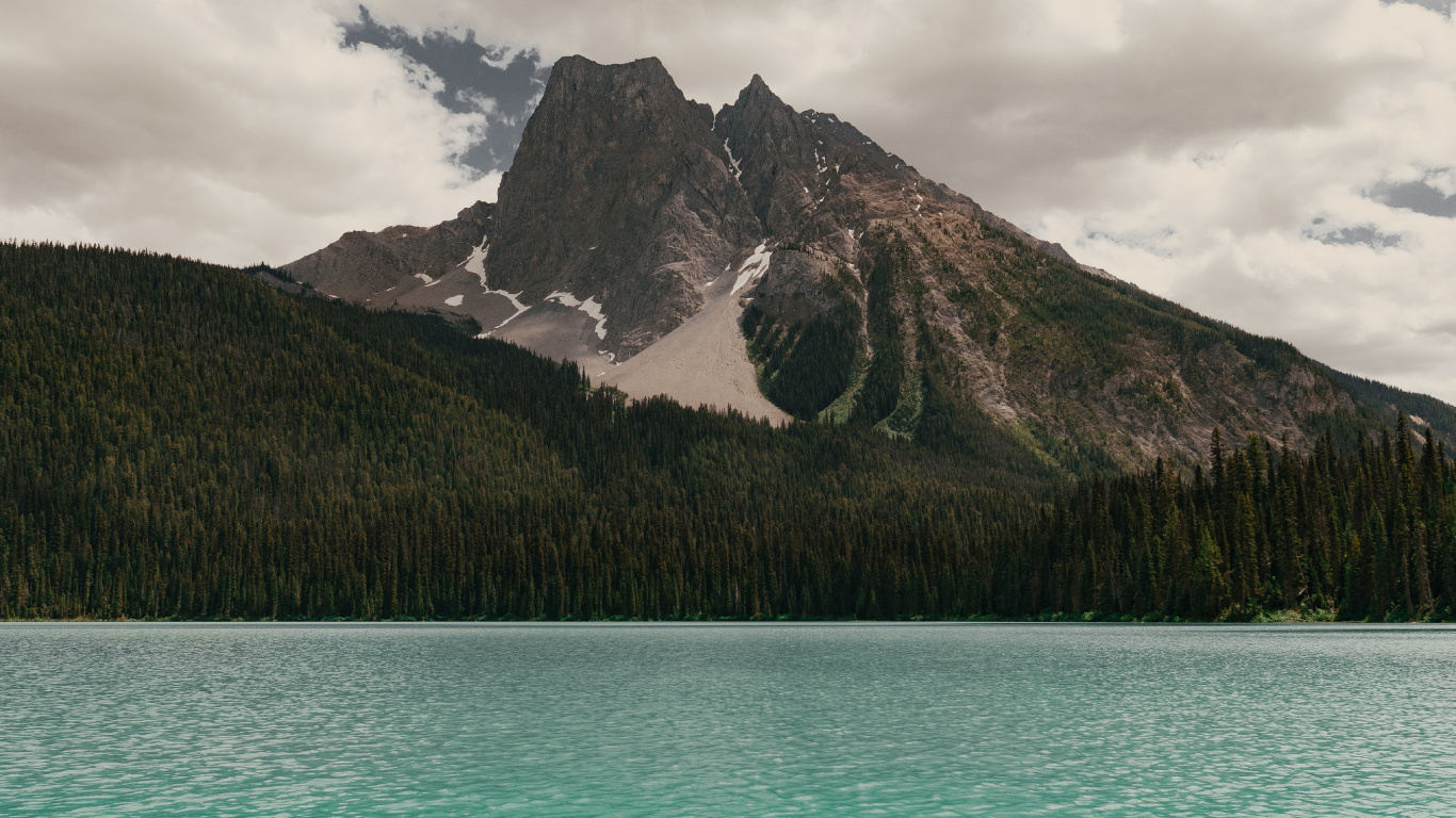 Mountain, Mountain Range, Mountainous Landforms, Body of Water, Nature. Wallpaper in 1366x768 Resolution