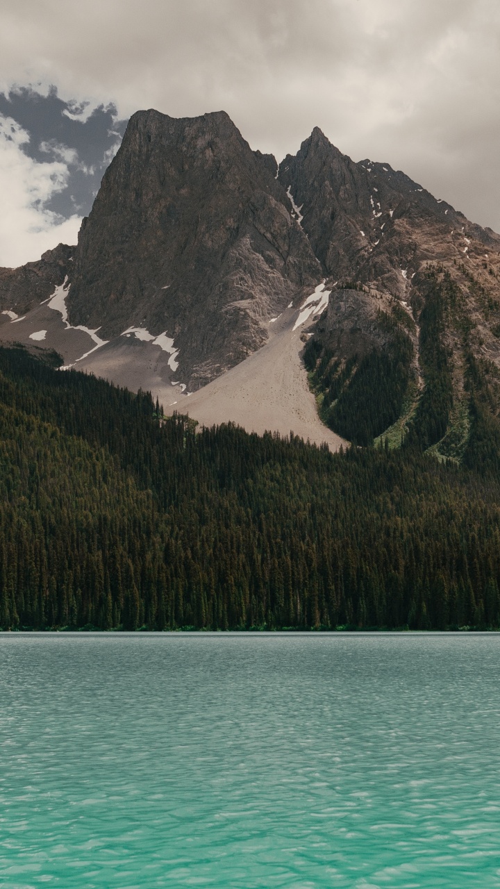 Mountain, Mountain Range, Mountainous Landforms, Body of Water, Nature. Wallpaper in 720x1280 Resolution