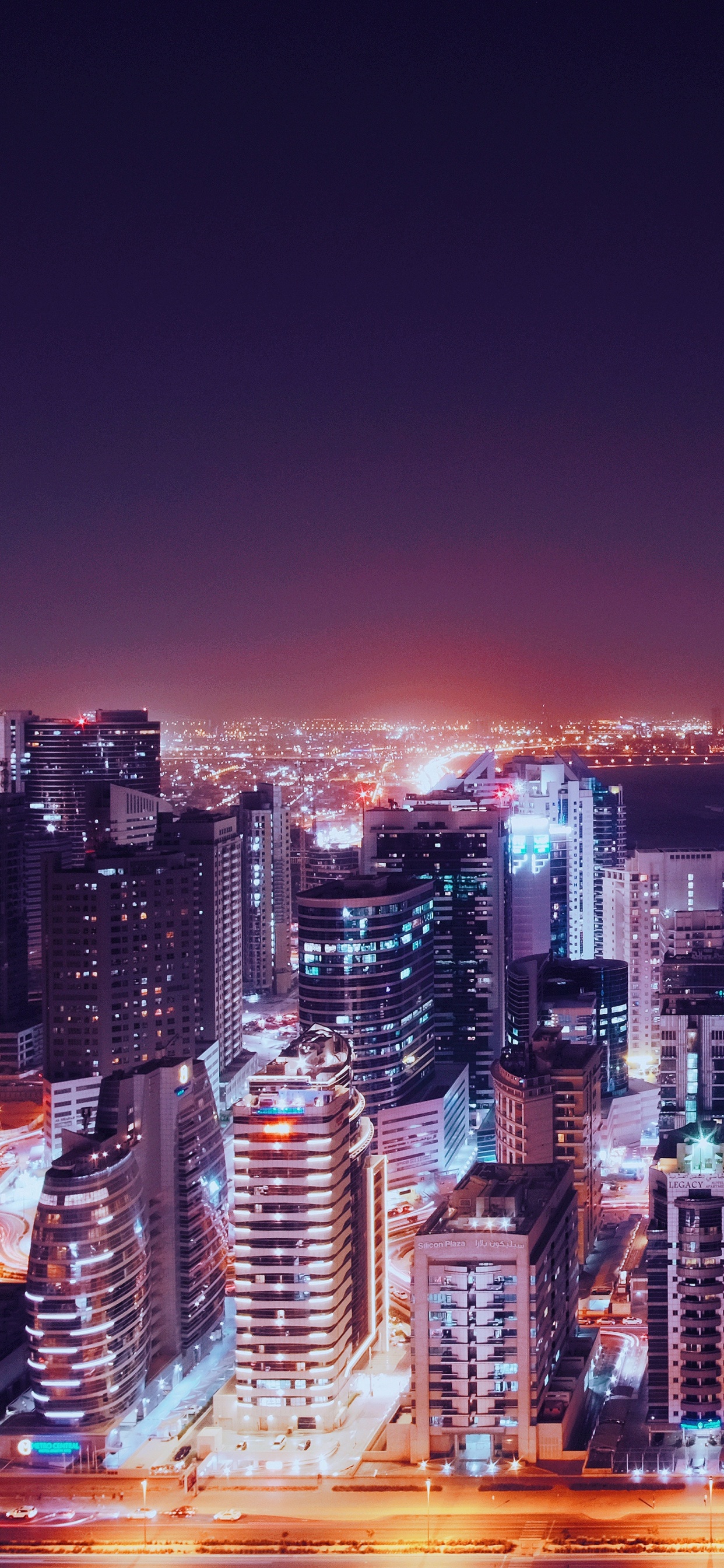 Skyline Der Stadt Bei Nacht Night. Wallpaper in 1242x2688 Resolution
