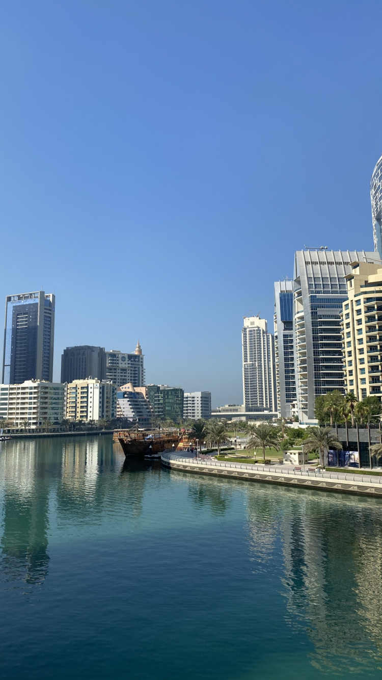 Dubai, Dubai Marina, Cuerpo de Agua, Torre de Bloques, Condominio. Wallpaper in 750x1334 Resolution