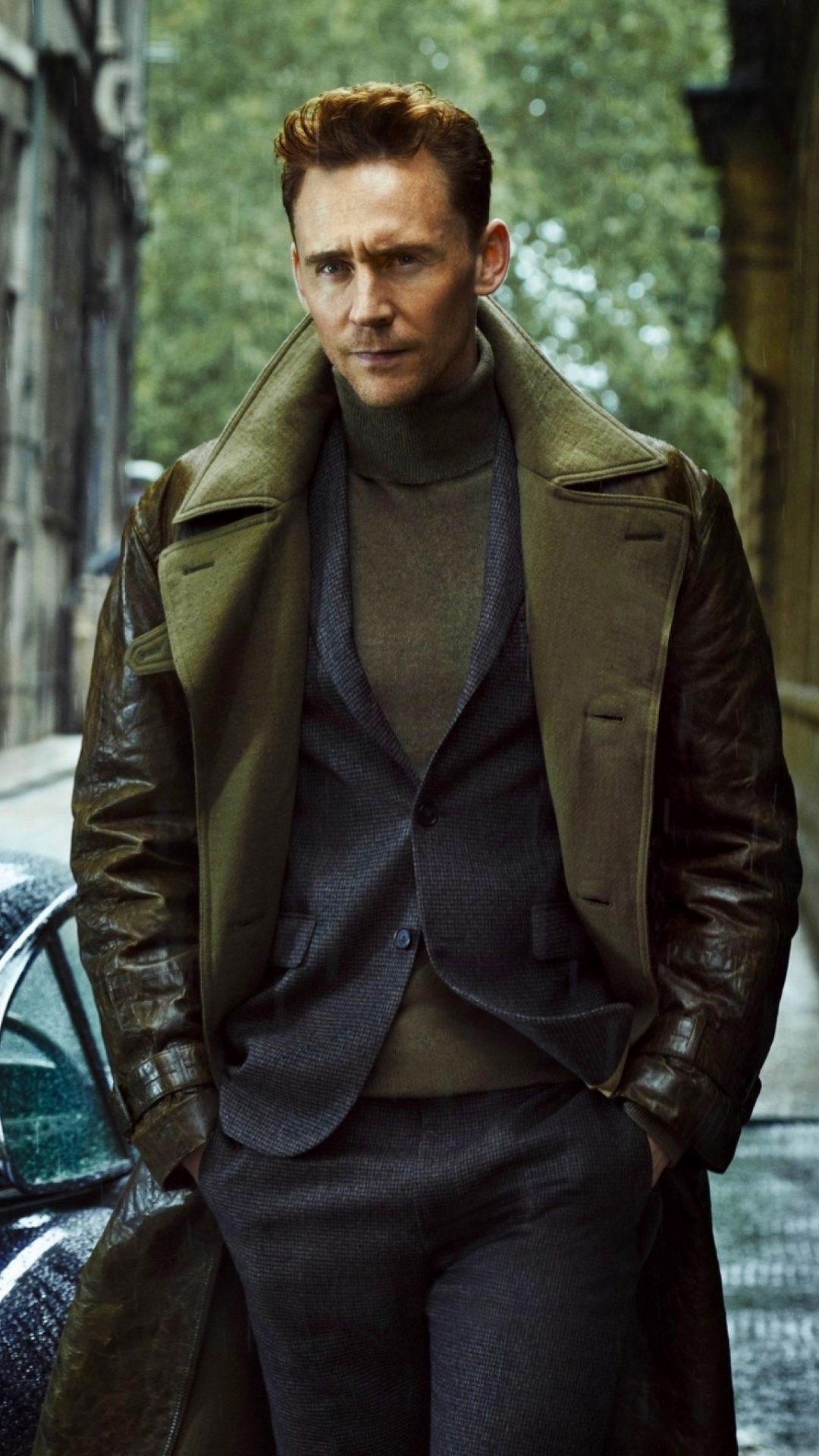 Tom Hiddleston, Loki, Jacke, Anzug, Oberbekleidung. Wallpaper in 1080x1920 Resolution