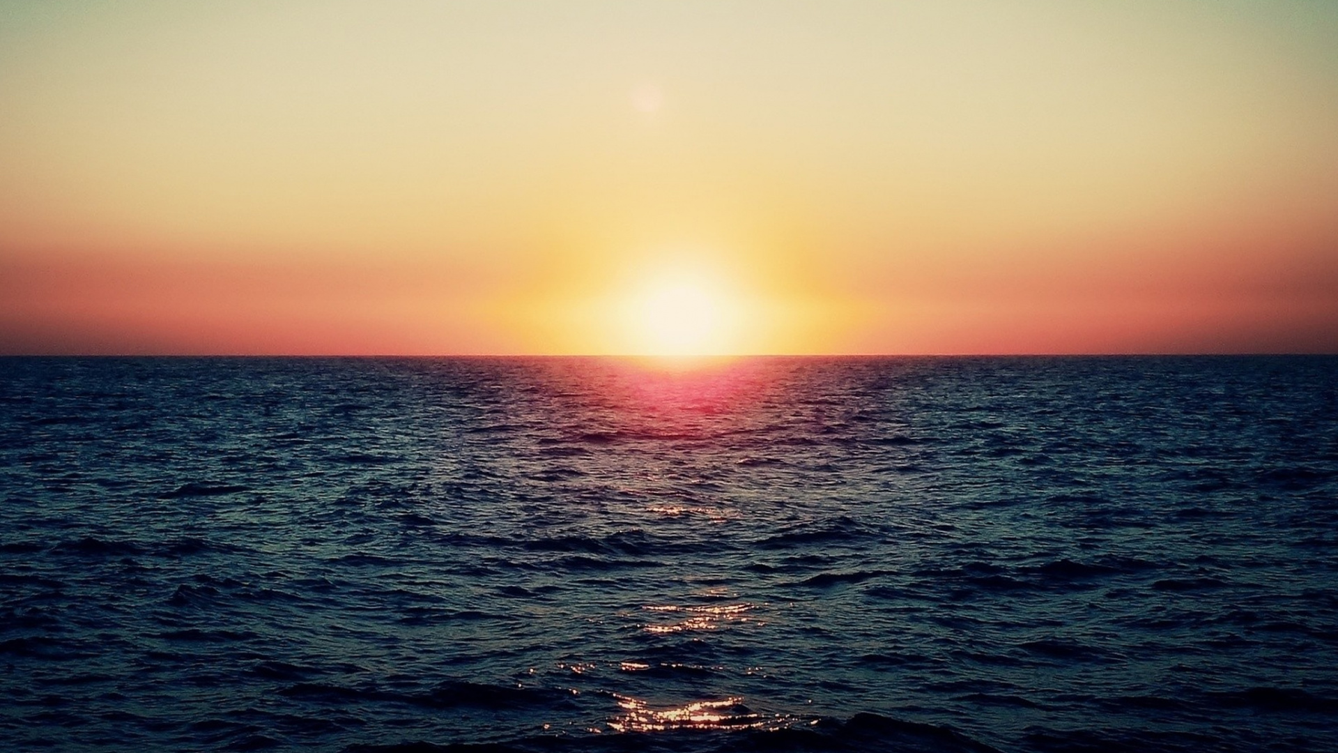 Plan D'eau au Coucher du Soleil. Wallpaper in 1920x1080 Resolution