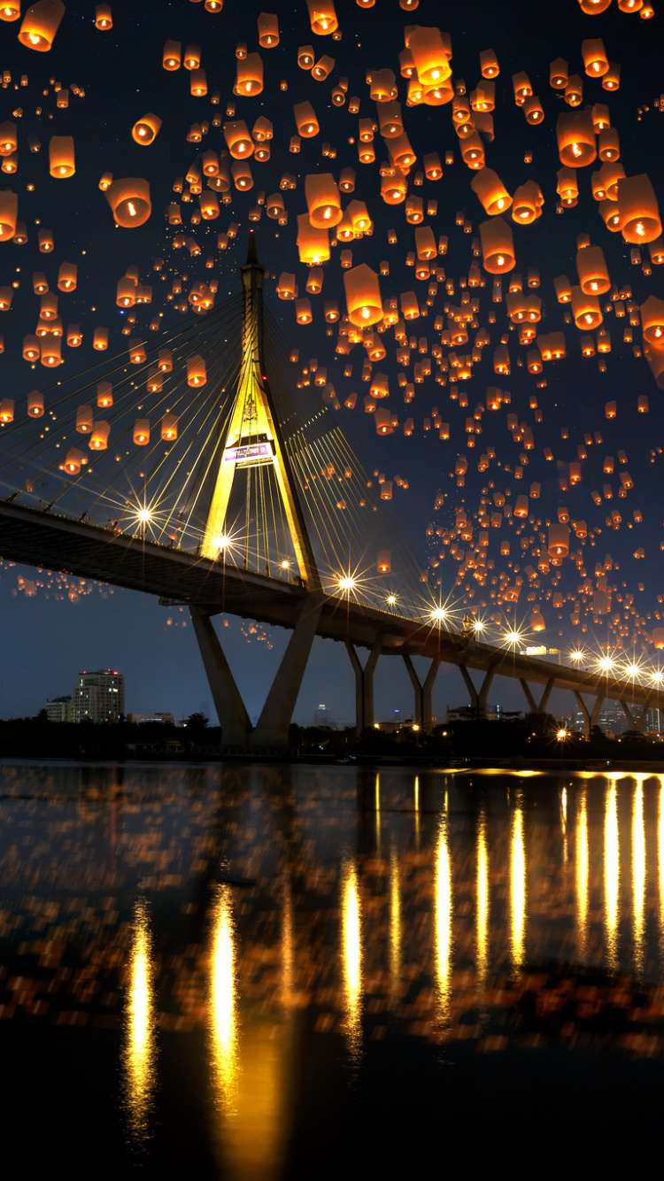 Puente Con Luces Durante la Noche.. Wallpaper in 750x1334 Resolution