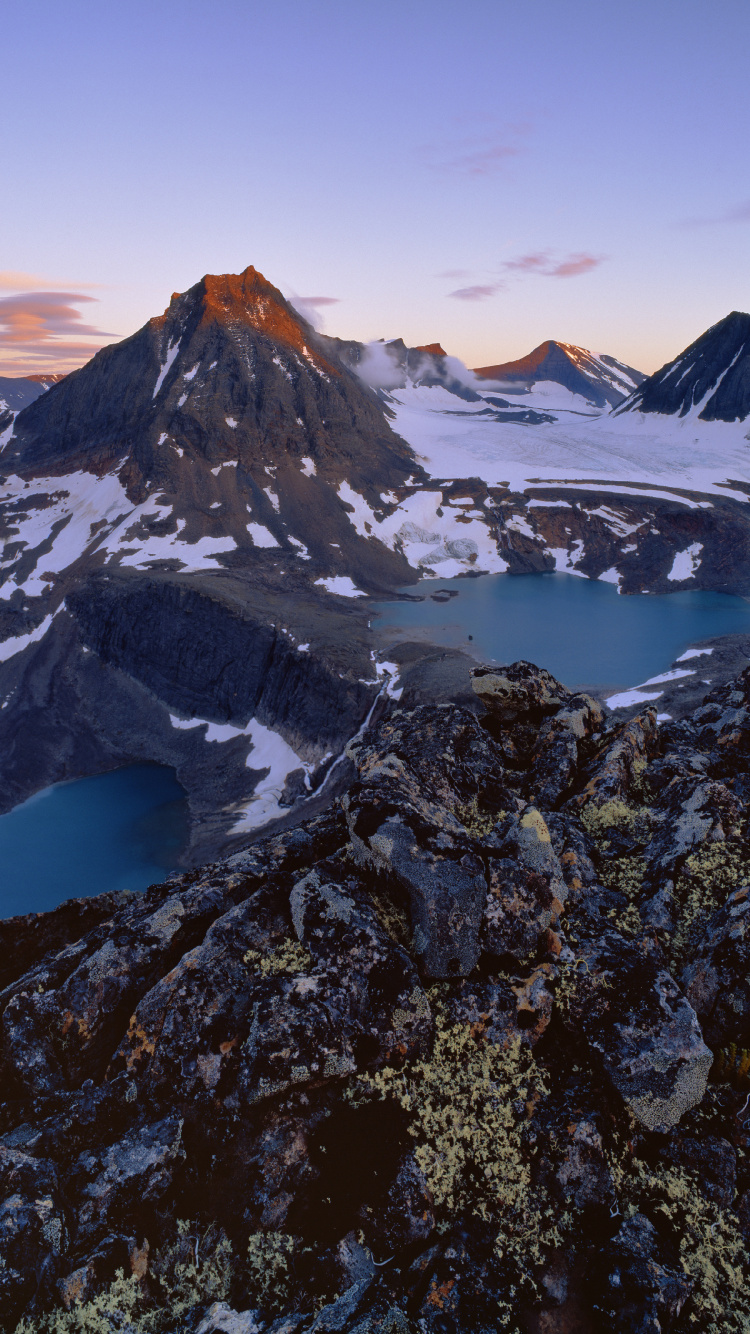 Snow Covered Mountain During Daytime. Wallpaper in 750x1334 Resolution