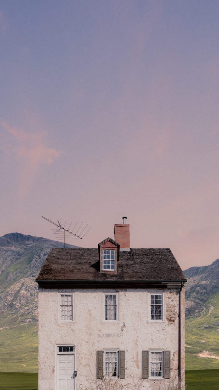 Manuel Maio, Die Satellitenstation, Spotify, Indie Rock, Cloud. Wallpaper in 720x1280 Resolution