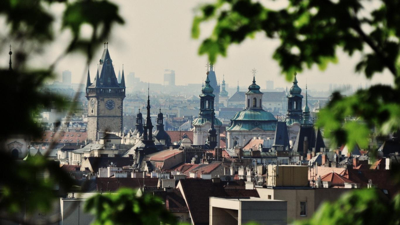 Braunes Und Weißes Betongebäude. Wallpaper in 1366x768 Resolution