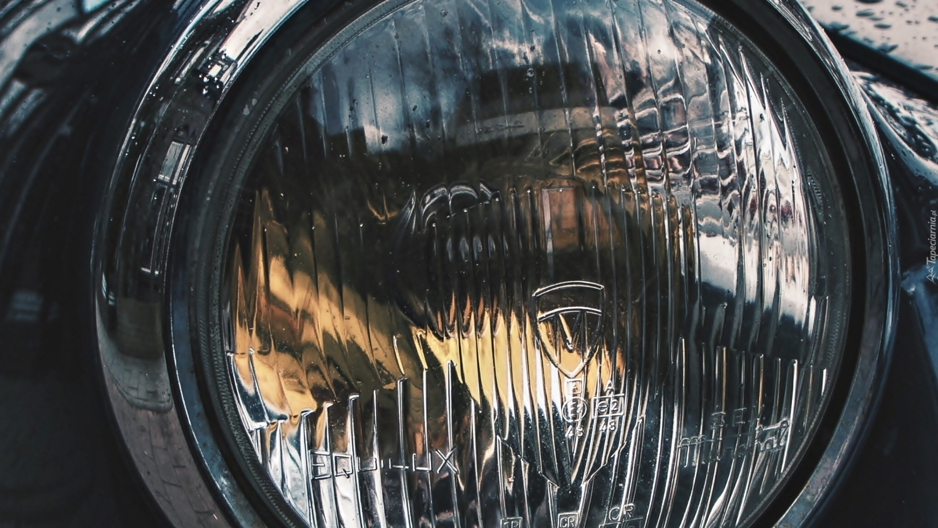 Black Car With Headlight on Road During Daytime. Wallpaper in 1920x1080 Resolution