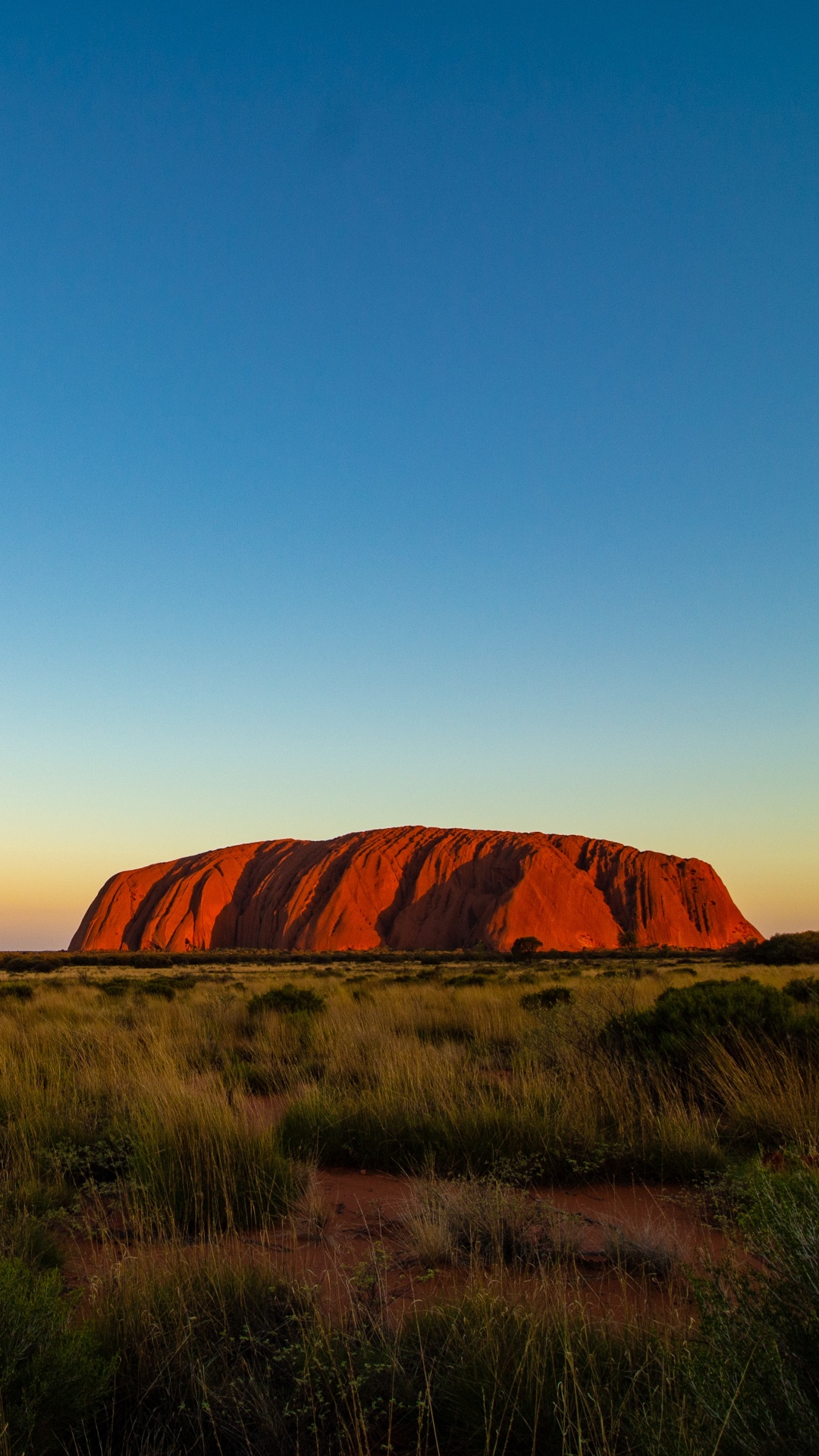 Uluru, Alice Springs, Natur, Grünland, Naturlandschaft. Wallpaper in 1080x1920 Resolution