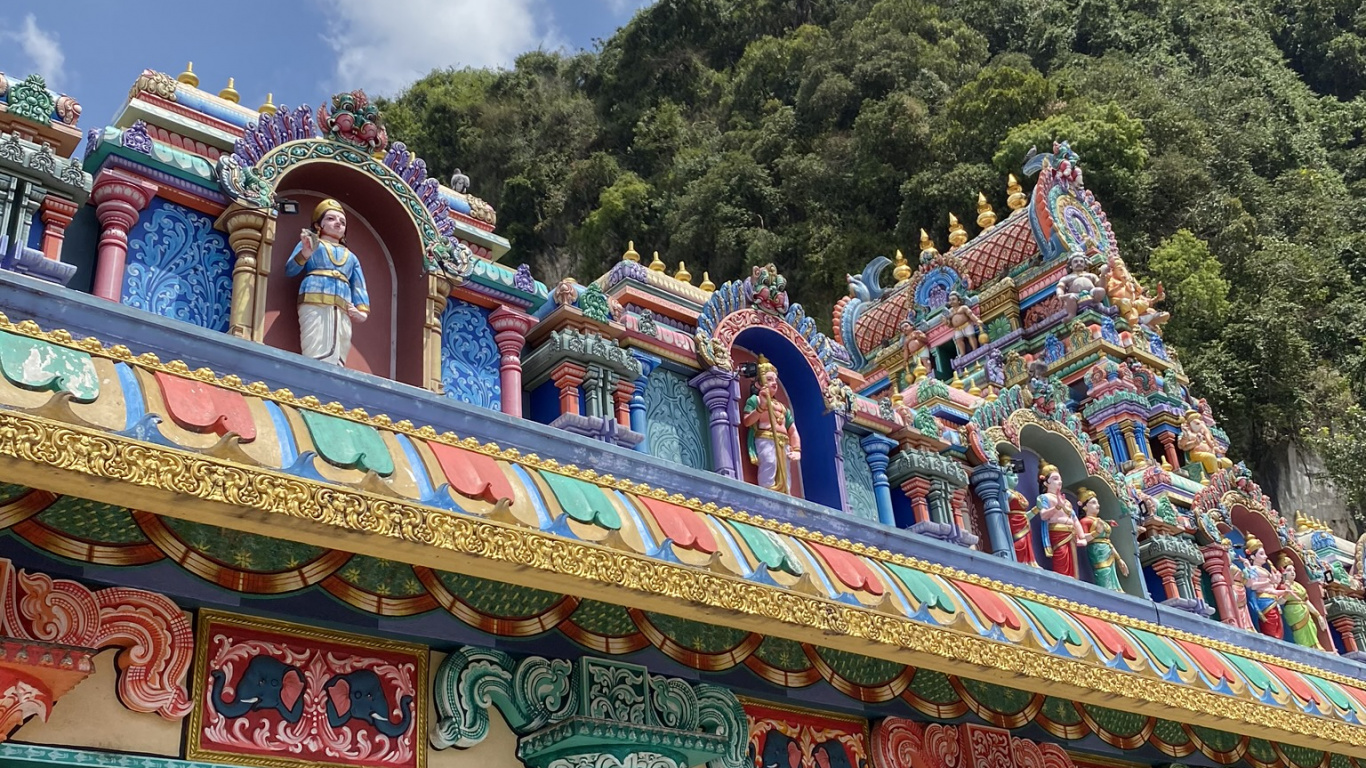 Chinese Architecture, Tourism, Architecture, Landmark, Temple. Wallpaper in 1366x768 Resolution