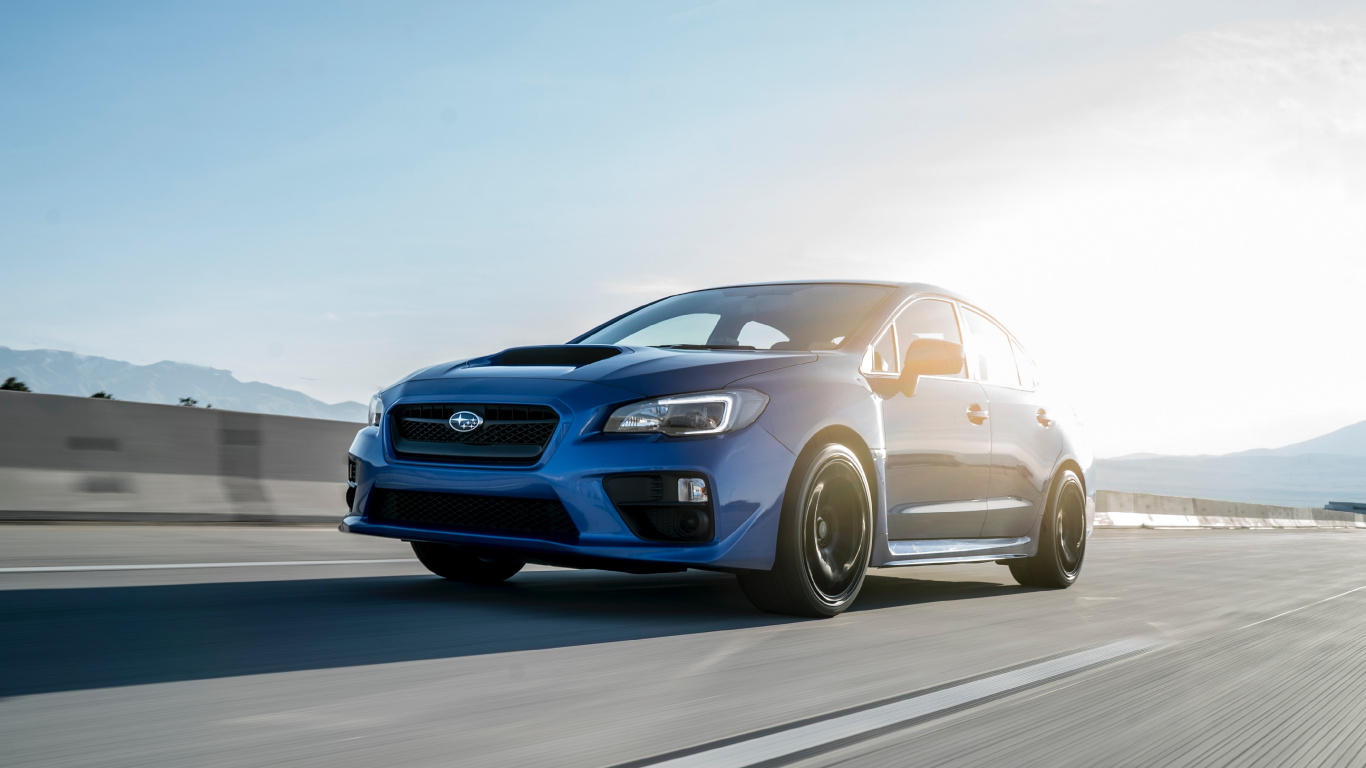 BMW m 3 Azul Sobre la Carretera de Asfalto Gris Durante el Día. Wallpaper in 1366x768 Resolution