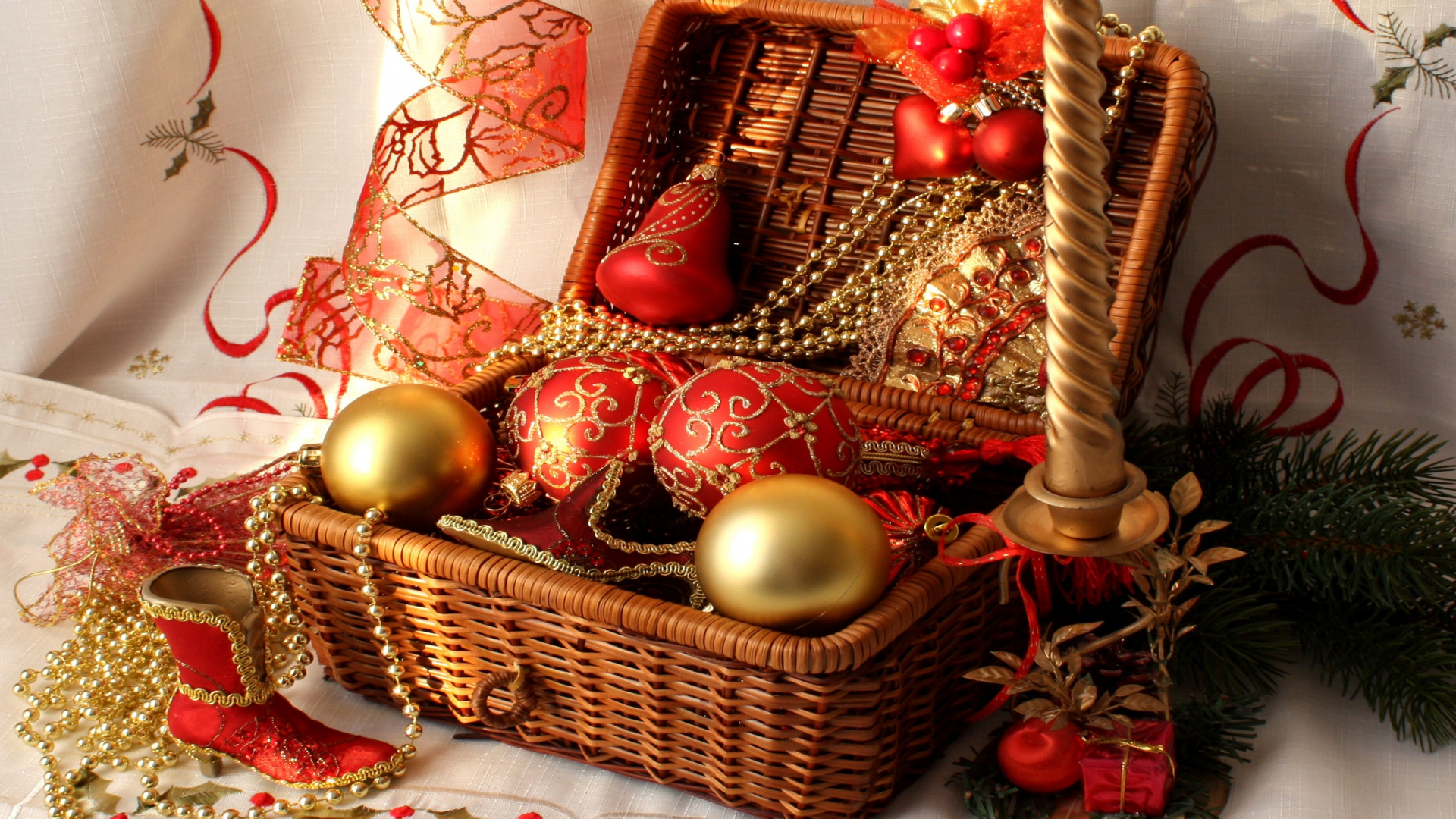 Weihnachtsdekoration, Weihnachten, Christmas Ornament, Weihnachtsbaum, Korb. Wallpaper in 1920x1080 Resolution