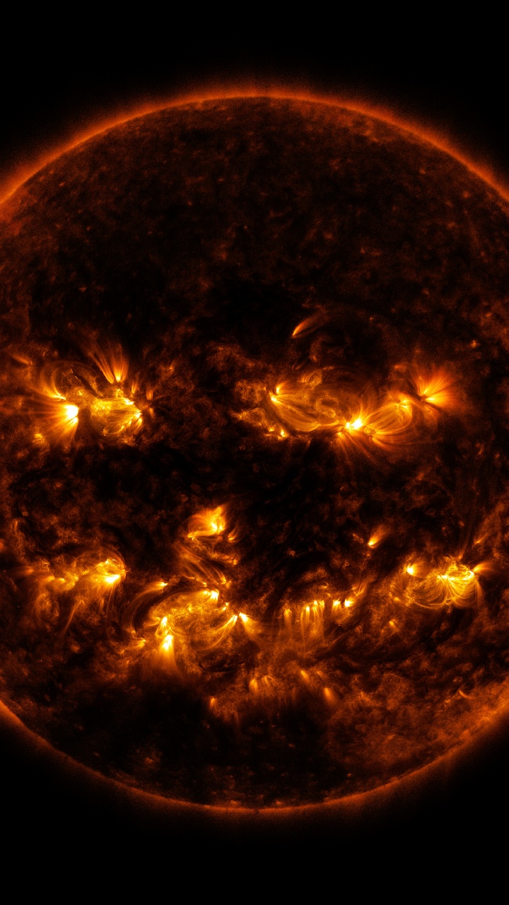 Illustration de la Planète Jaune et Noire. Wallpaper in 720x1280 Resolution