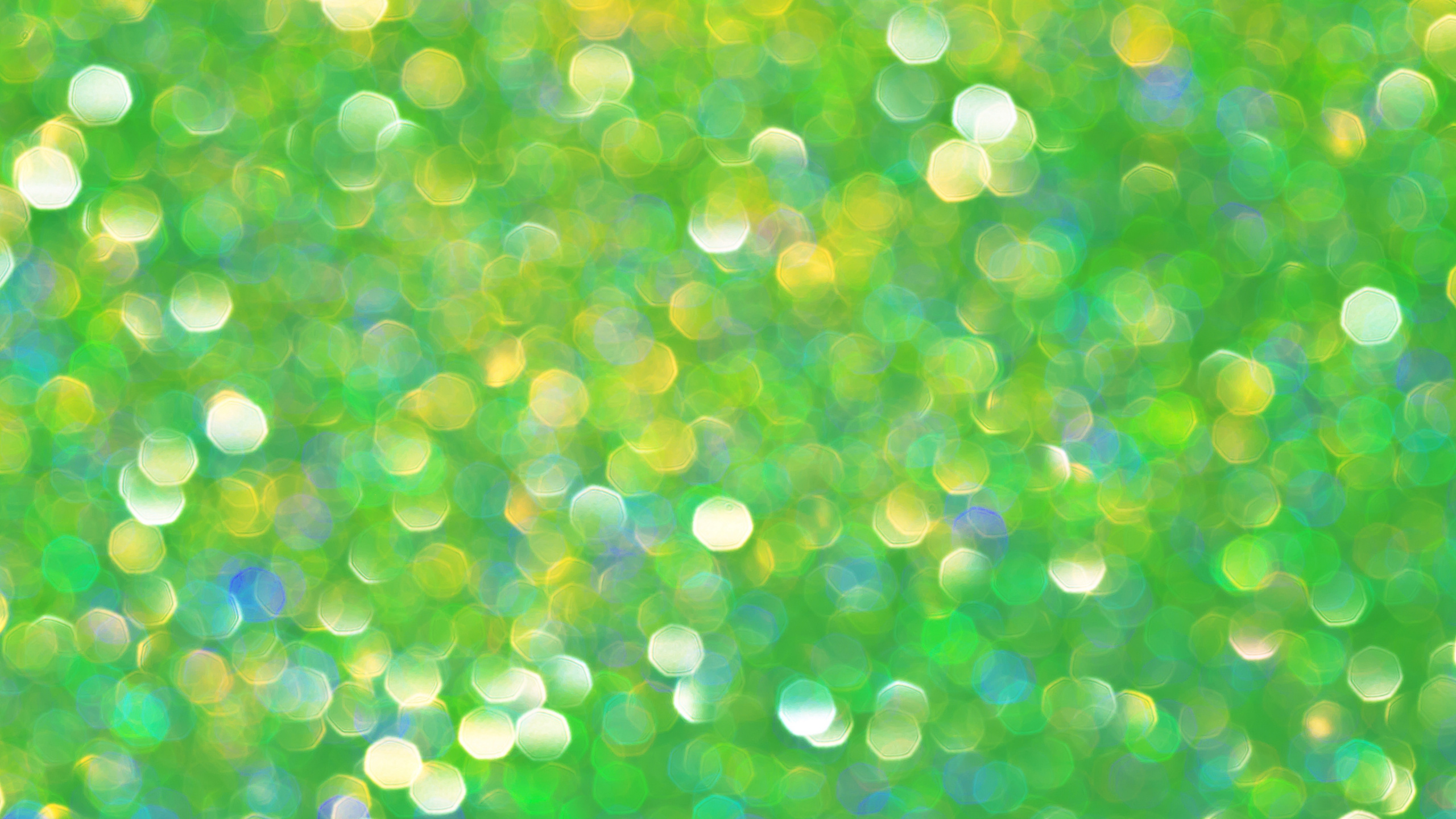 Grüne Und Weiße Bokeh-Lichter. Wallpaper in 2560x1440 Resolution