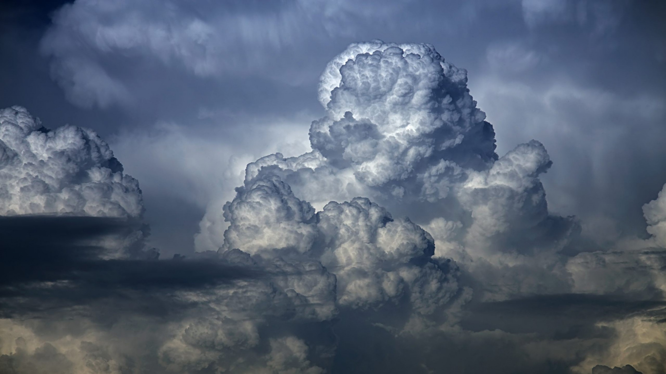 Nubes Blancas y Cielo Azul Durante el Día. Wallpaper in 1366x768 Resolution