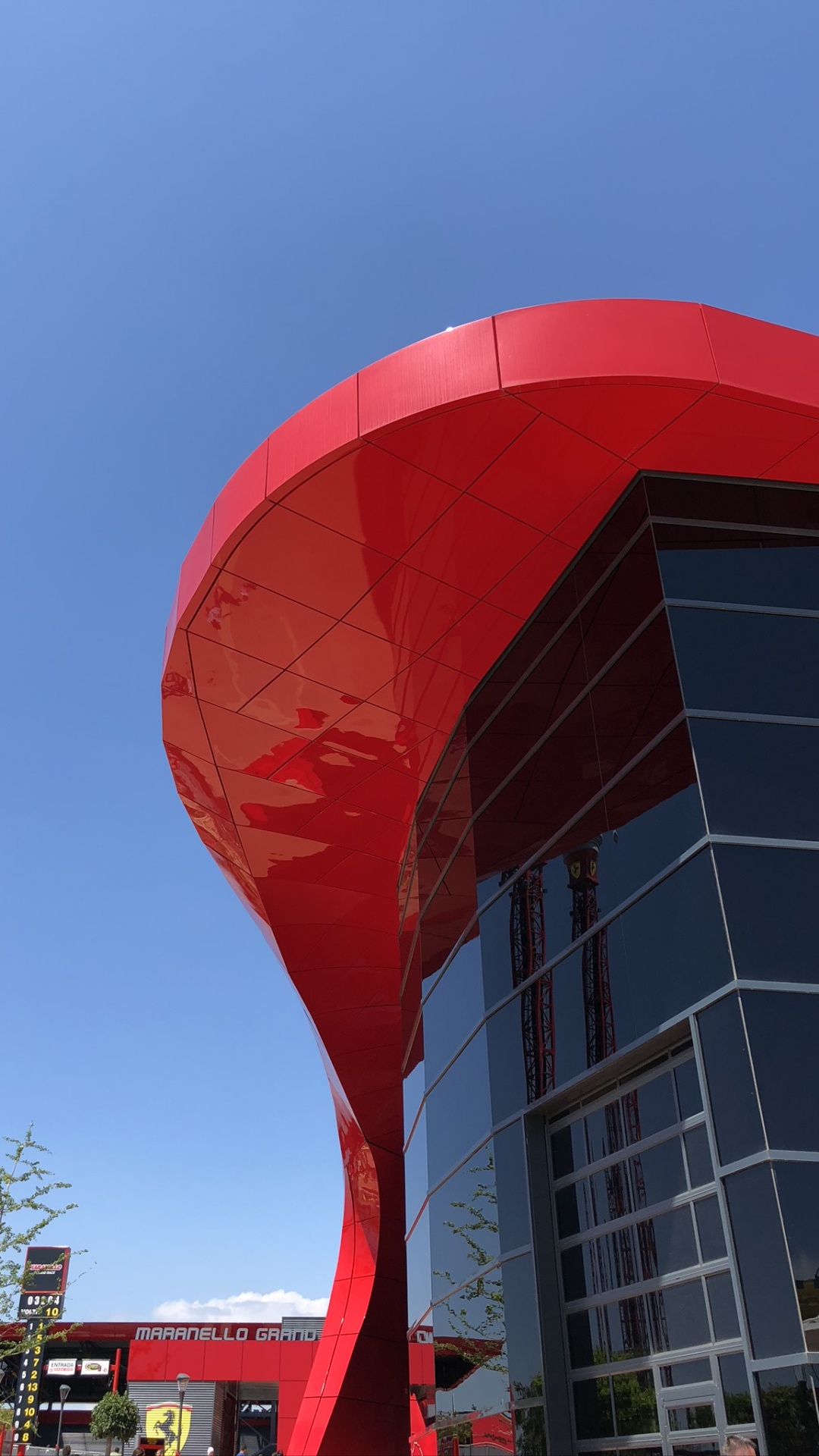 Red, Façade, Bâtiment Commercial, Design Urbain, Coquelicot. Wallpaper in 1080x1920 Resolution