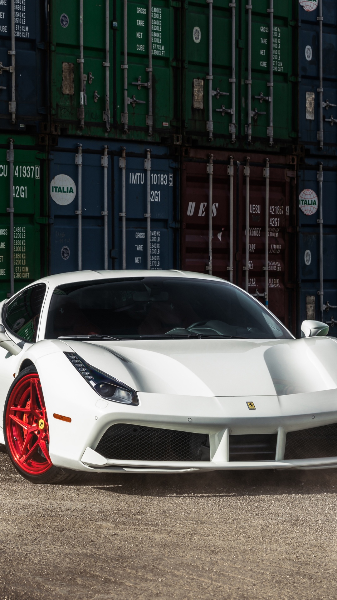 Weißer Porsche 911 Geparkt Neben Grün-braunem Gebäude. Wallpaper in 1080x1920 Resolution