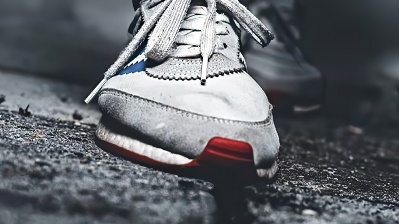 Water, Shoe, Transformation, Mathematics, Geometry. Wallpaper in 1280x720 Resolution