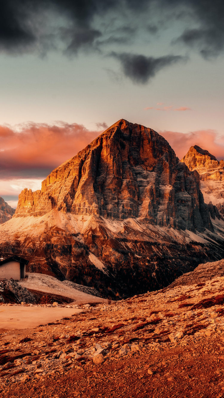 Dolomites, Dolomiti Superski, Trois Choix, Karersee, Rideau DAmpezzo. Wallpaper in 750x1334 Resolution