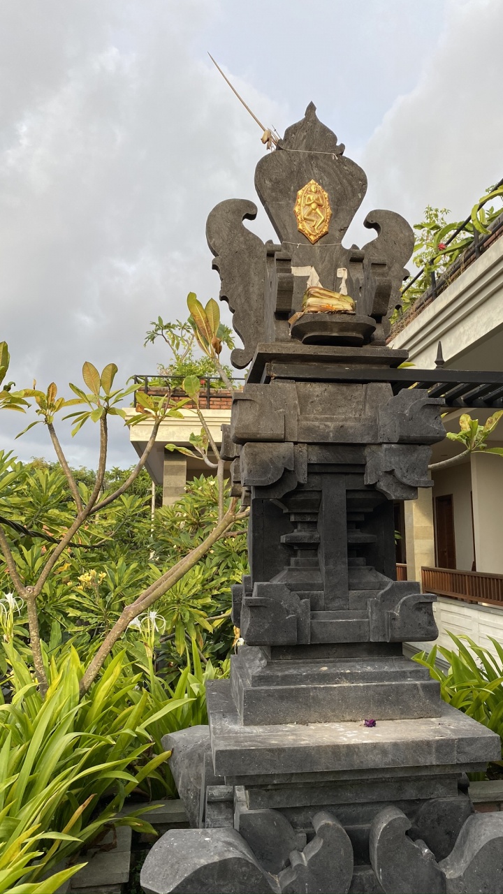 Indonesien, Bali, Statue, Natur, Vegetation. Wallpaper in 720x1280 Resolution