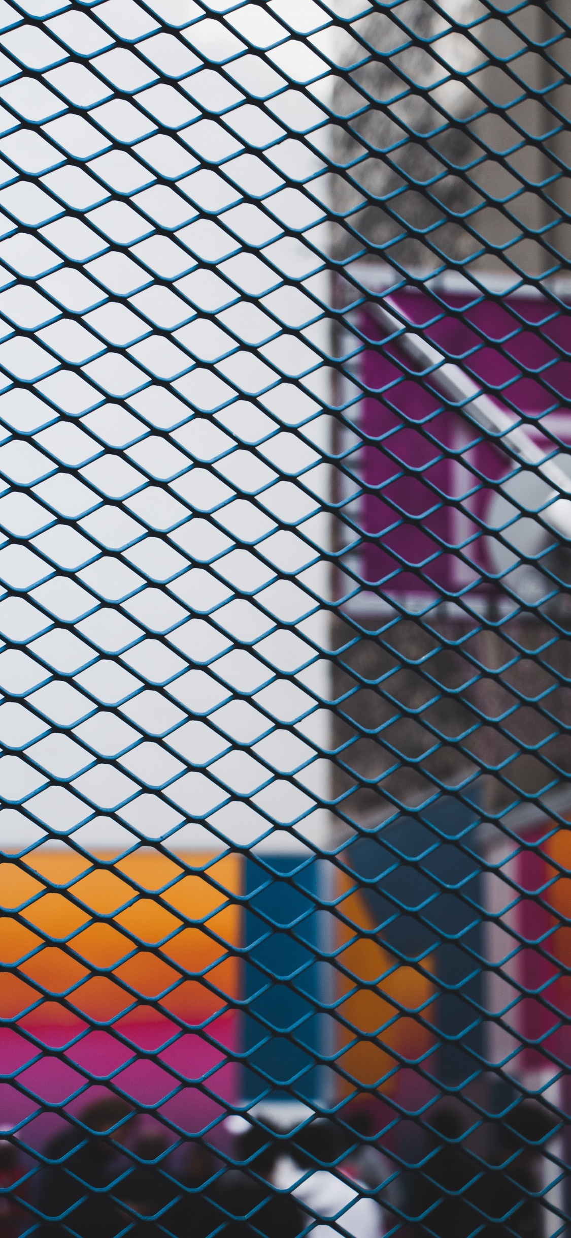 Marco de Metal Blanco y Rojo. Wallpaper in 1125x2436 Resolution