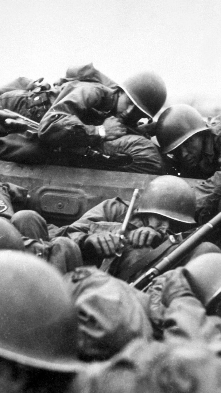 World War II, Soldier, Military Organization, Troop, Battle. Wallpaper in 720x1280 Resolution