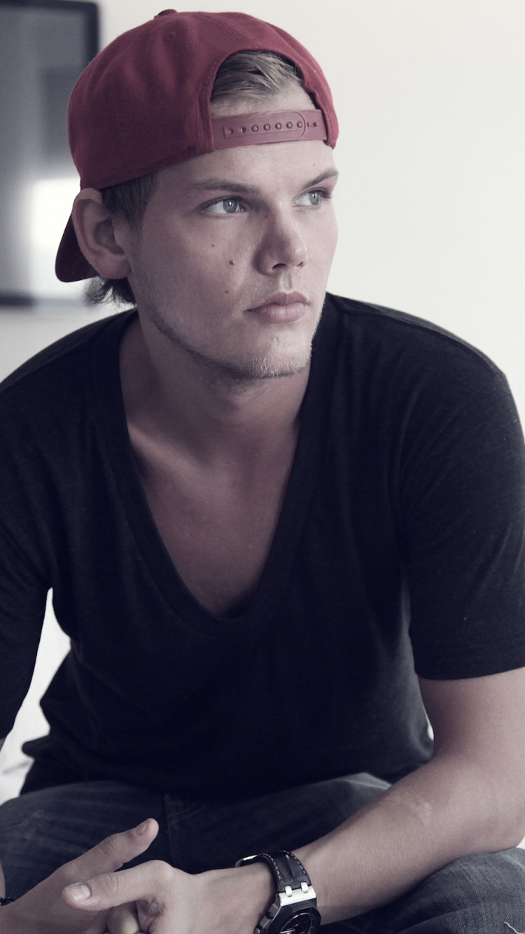Avicii, Electronic Dance Music, Tim, Cool, Sitting. Wallpaper in 750x1334 Resolution