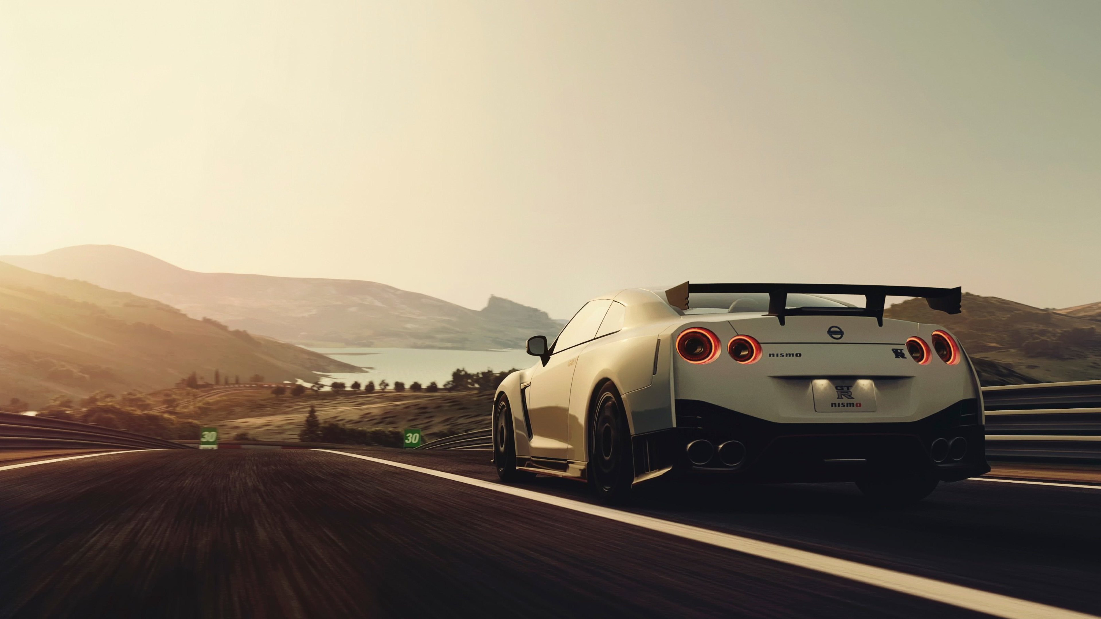 Suv Blanc Sur Route Pendant la Journée. Wallpaper in 3840x2160 Resolution